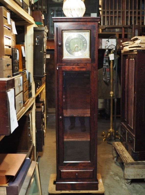日新時計工業と民芸家具のディスプレィキャビネット 昭和後期 古録展 送料無料 品番C302