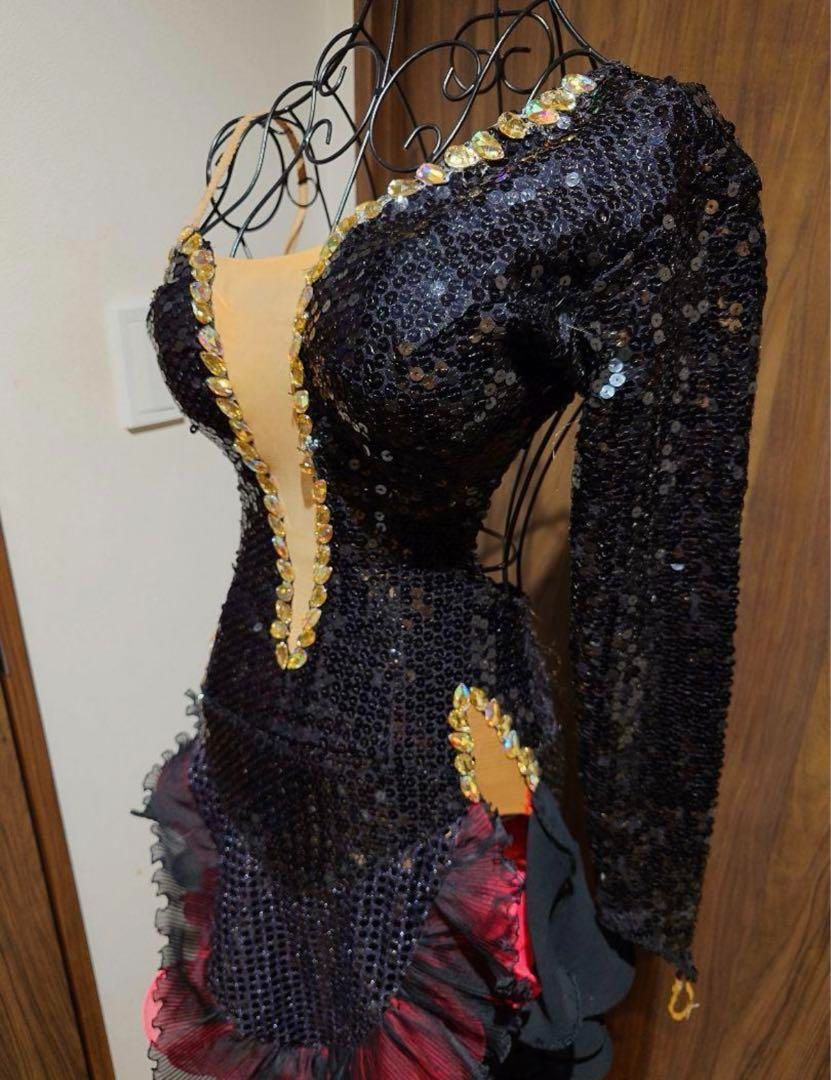 ♥ キラキラ スパンコール ラテンドレス 競技会 デモ 発表会にぴったり