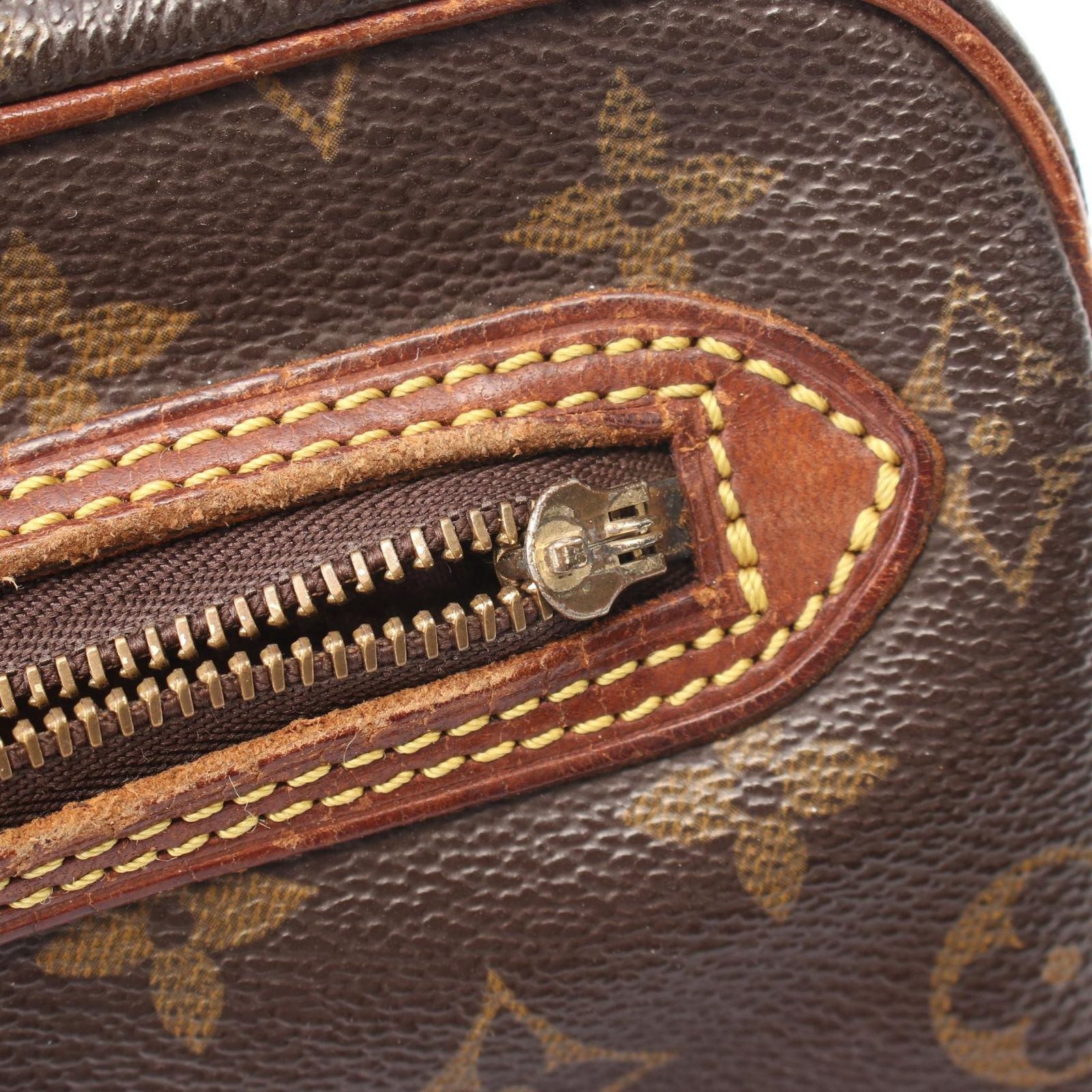 VUITTON