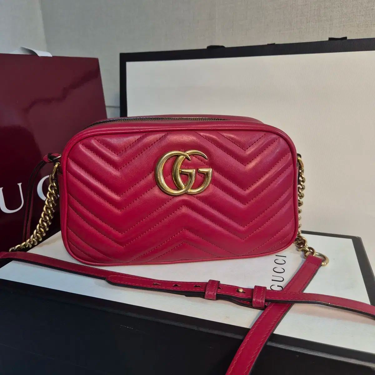 GUCCI グッチ マーモント マトラッセ スモール クロスバッグ ショルダーバッグ 保証書付