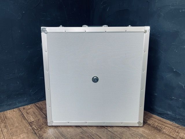 ケース内サイズ57.5×57.5×4.5cm|600013