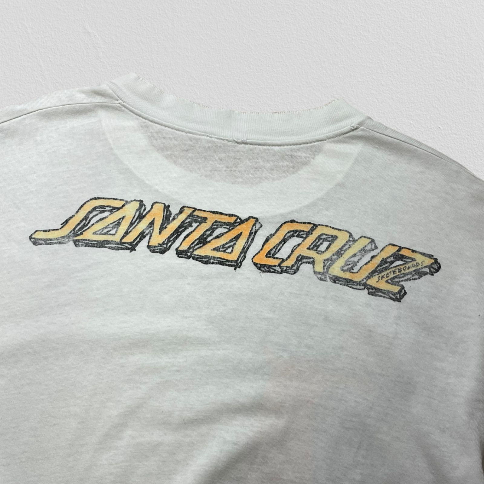 90's bootleg? SANTA CRUZ “BOD BOYLE” tee - メルカリ