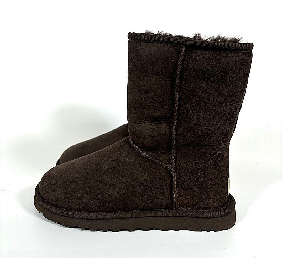 □UGG W CLASSIC SHORT 5825 W アグ ムートンブーツ クラシック