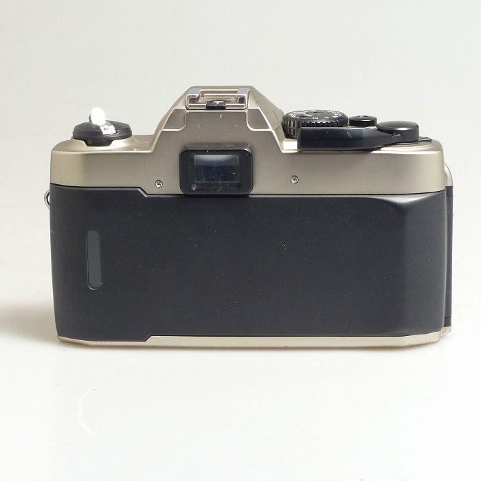 Nikon 一眼レフカメラ FM10 標準セット(FM10ボディー・Aiズームニッコール35-70mmF3.5-4.8S・カメラケース・スト 中古(ニコン) Nikon FM10ボディ 中古Nikon 一眼レフカメラ FM10