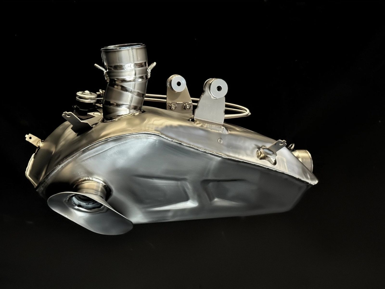 VANDEMON パニガーレ V4 2025 E-バルブ スリップオンマフラー