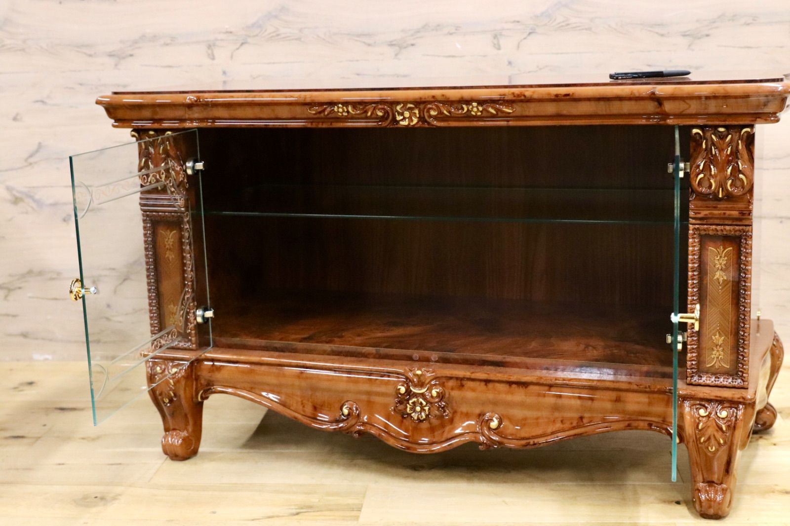 カジュアルスタイル GMIK569○サルタレッリ モビリ社 ヴェルサイユ テレビボード TVボード AVボード クラシック イタリア 輸入家具 エレガント 定価24.6万 全国迅速発送で送料無料。