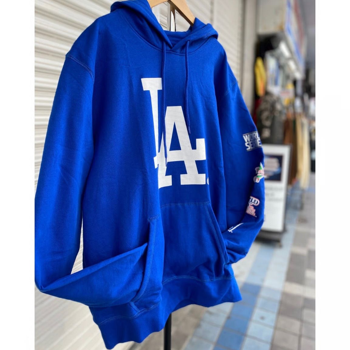 NewEra ニューエラ USAモデル LA ロサンゼルス ドジャース Dodgers パーカー ビッグロゴ