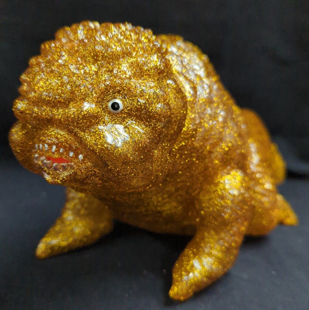 ヤモマーク 大怪獣シリーズ キンギョザウルス(クリア成型 紫ラメ) ヤモマーク 大怪獣シリーズ キンギョザウルス(One up15周年