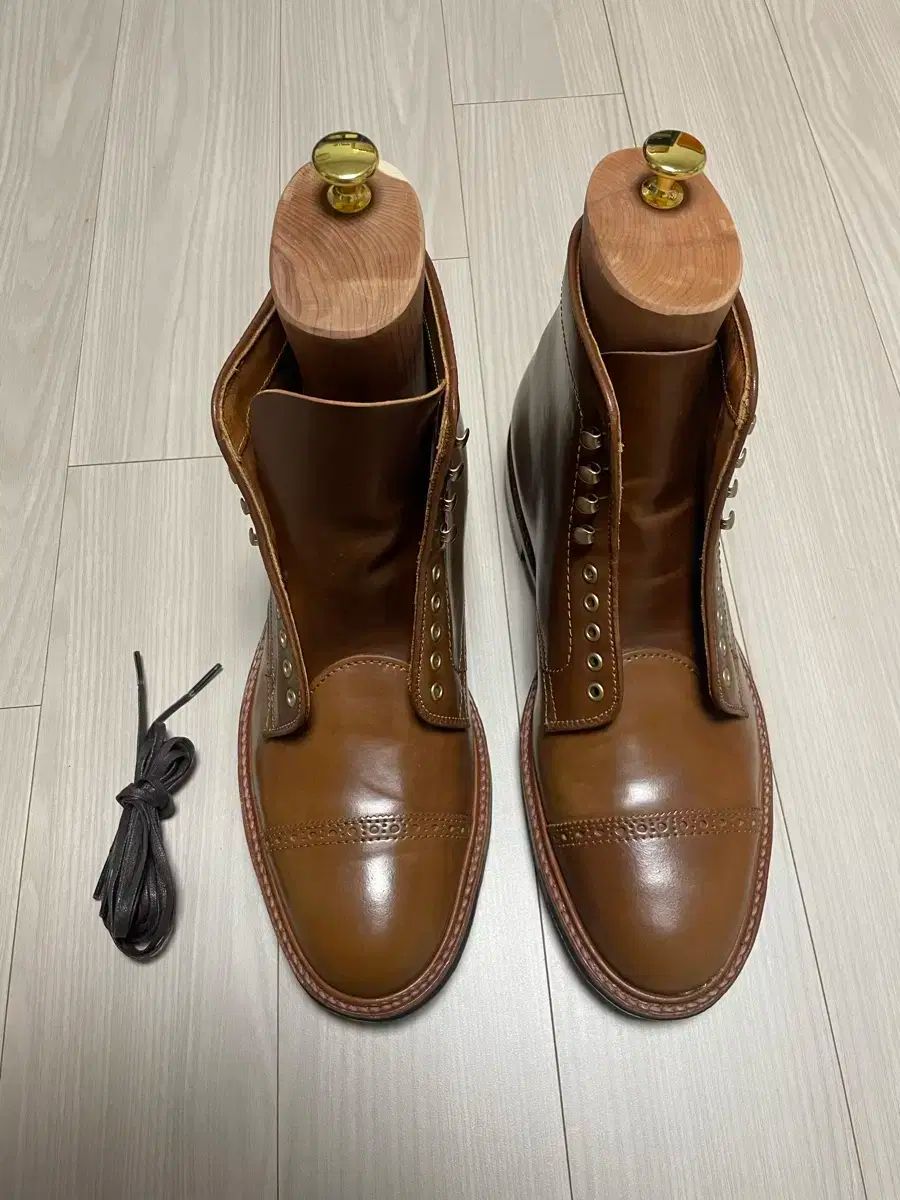 Alden Whisky shell cordovan captoe boot