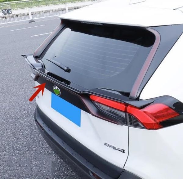RAV4用 2020-2025トランクスポイラー
