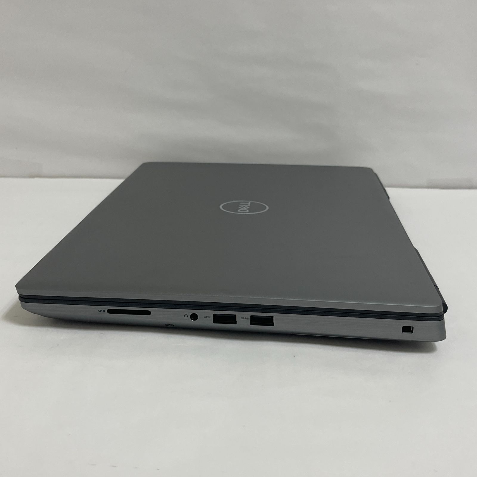 Dell precision7560 Xeon(R) W-11855M(未使用) Amazon.com: Dell Precision 7560 Workstation Laptop | 15.6