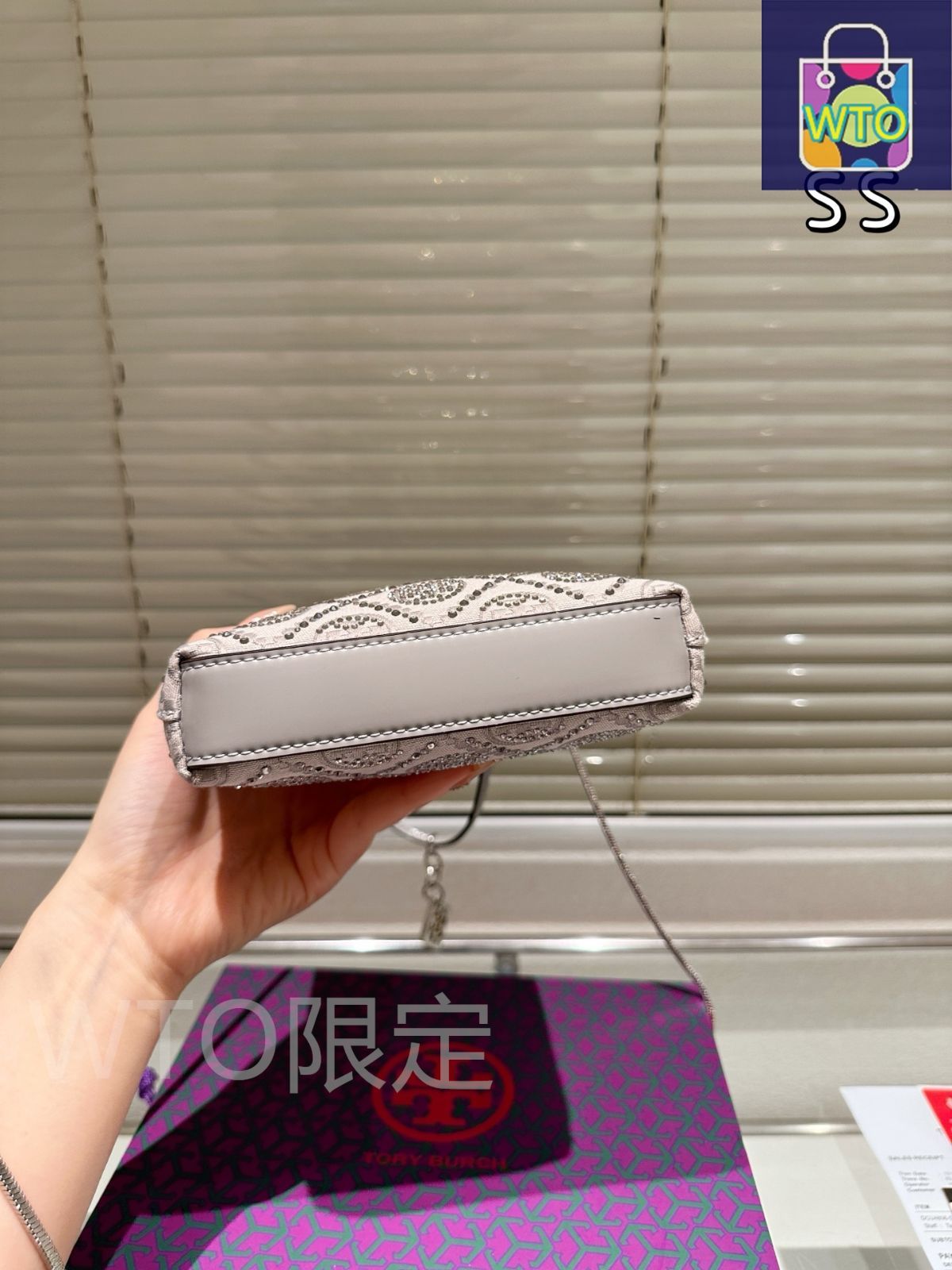 TB ラインストーン