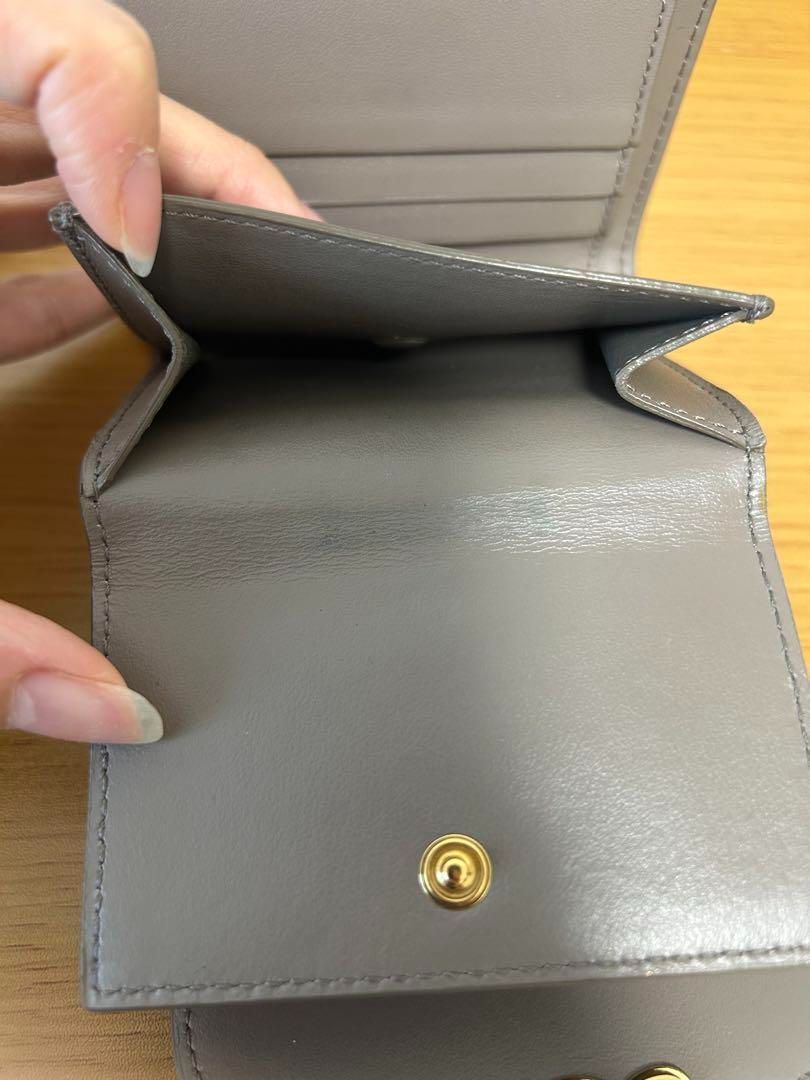 CELINE トリオンフ　財布 (ラムレザー)保存袋付き セリーヌ トリオンフ 折り財布 CELINE トリオンフ 財布 (ラムレザー