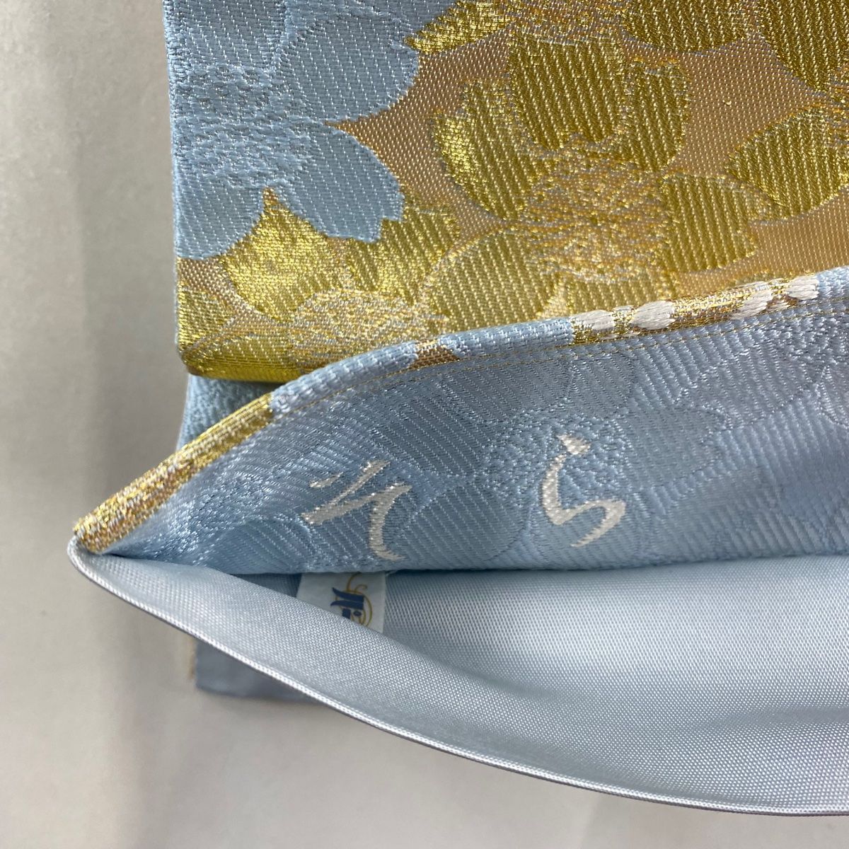 袋帯 美品 秀品 草花 桜 刺繍 金糸 水色 六通 正絹 【中古