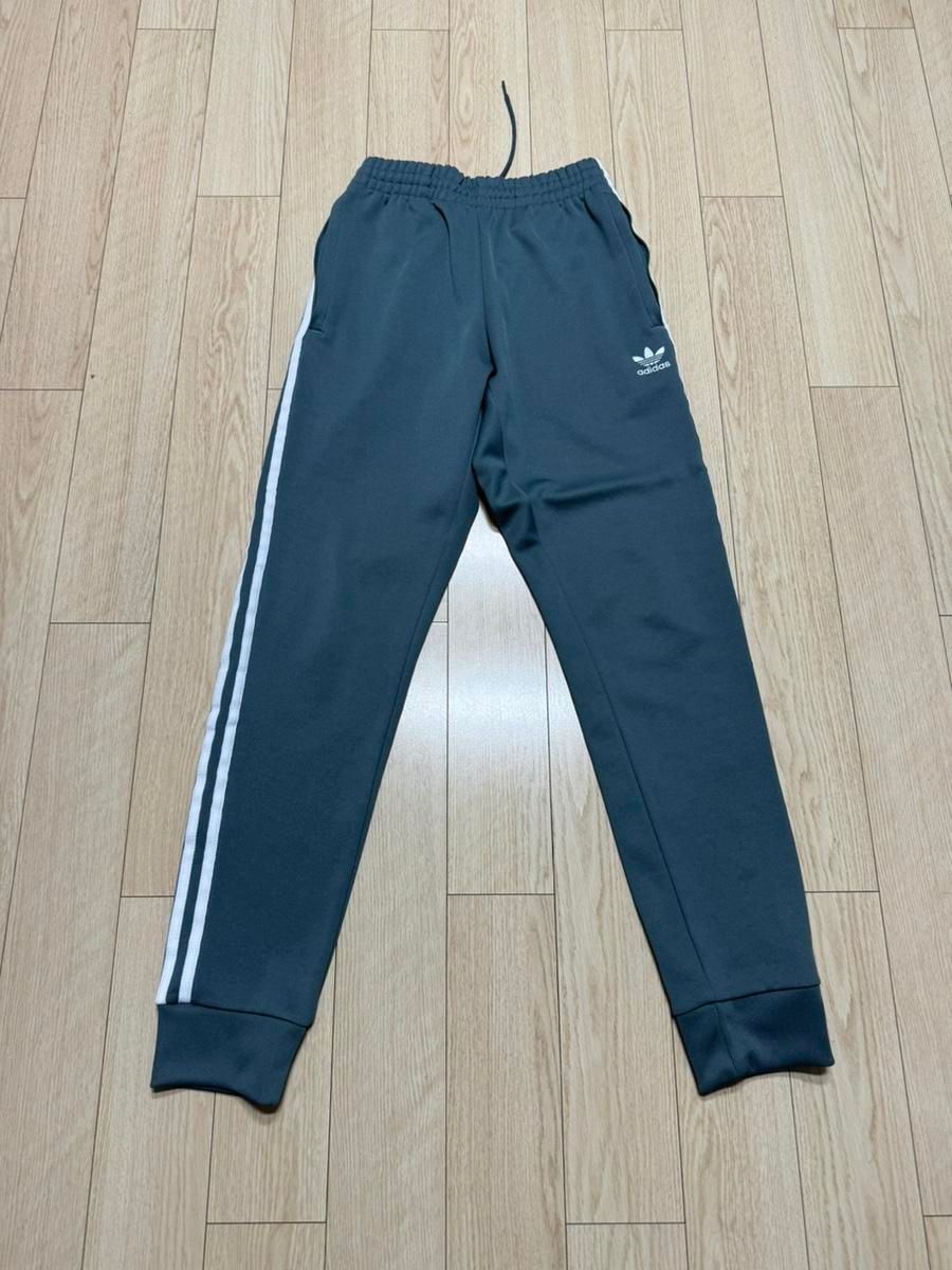 【雷市場（ポンジャン）商品韓国直送】adidas(アディダス) トレーナー ジョガー 出品 M サイズ