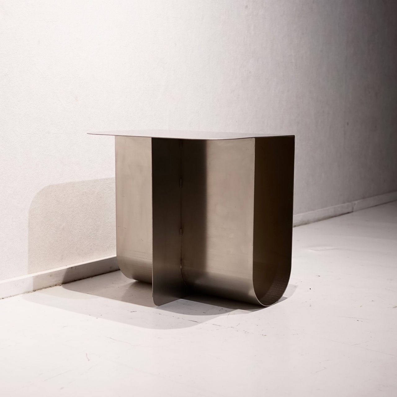 輸入品 サイドテーブル