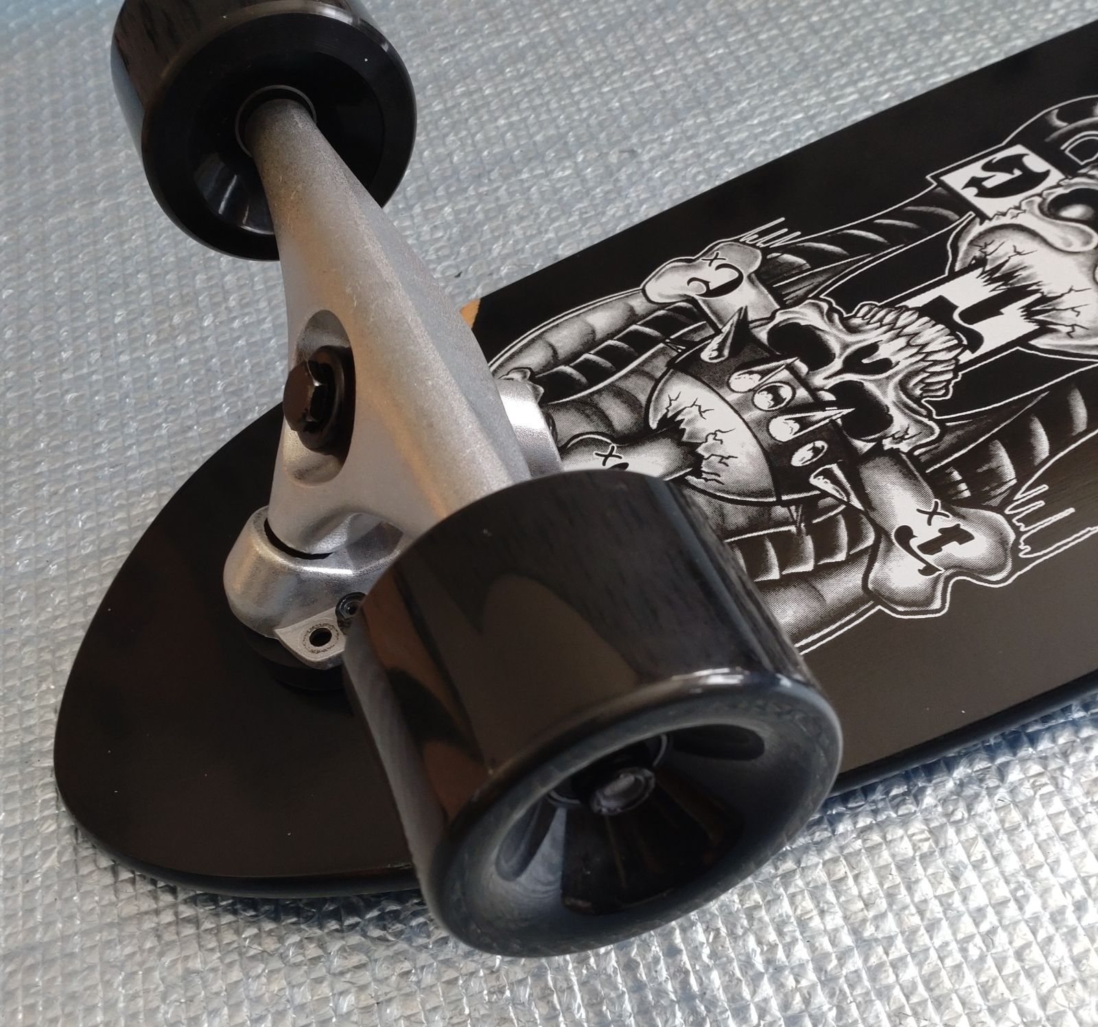 27 希少＜税送料3680円込＞【DOGTOWN】27.3　ミニクル　P貼送付！ 27 希少＜送料込＞【DOGTOWN】27.3 ミニクル-ザ- PAT貼送付