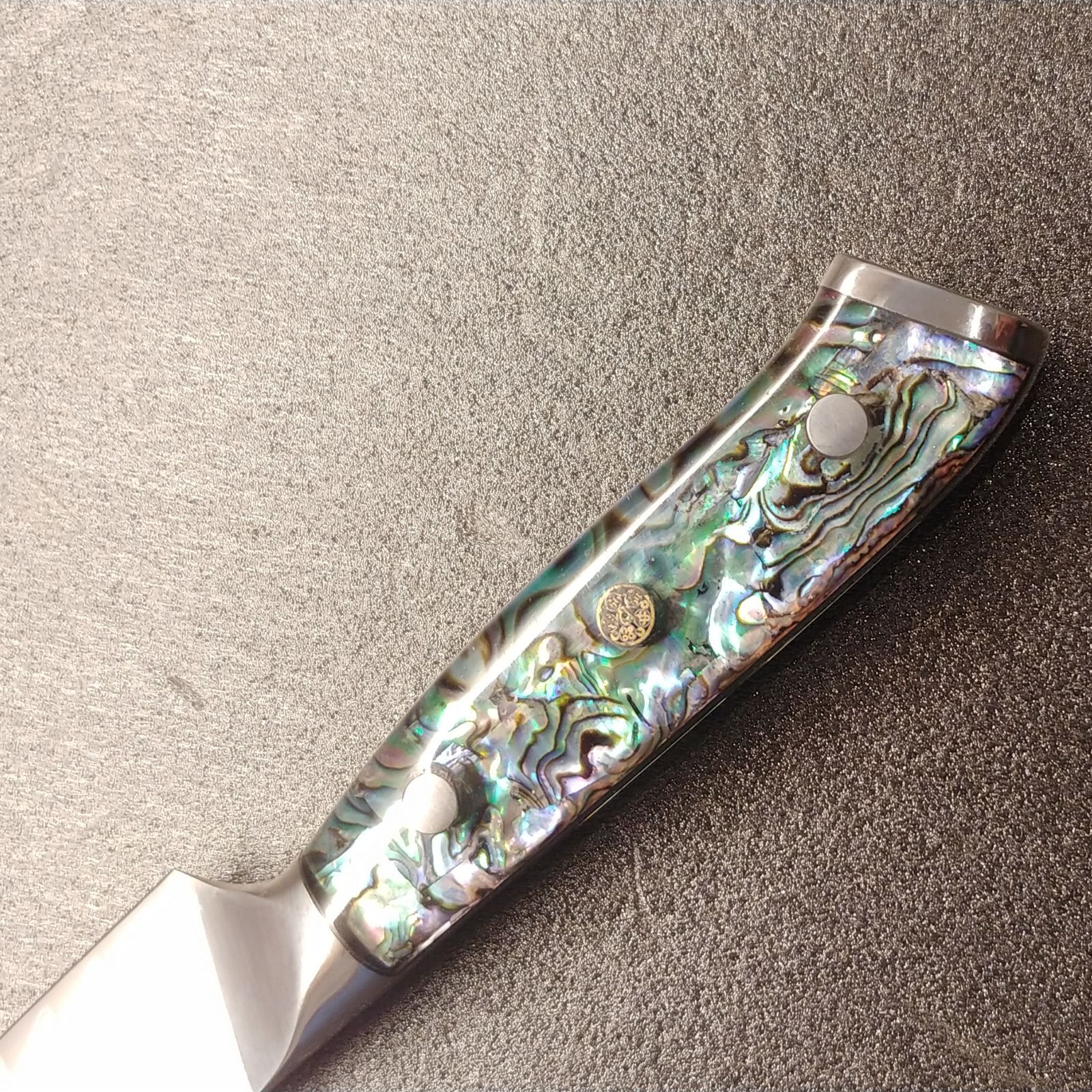 VG10 67層ダマスカスペティナイフ 螺鈿柄 150mm 67層 ダマスカス包丁 ペティナイフ VG10 アワビ殻柄 - メルカリ