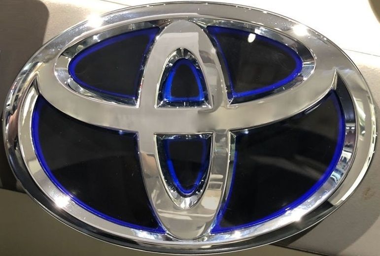 M s トヨタ GR86 ZN8 2021.11- Junack フロント LEDトランスエンブレム スリムライン ブルー 青 ジュナック 社外 パーツ 部品 外装 カスタム GRハチロク トヨタマーク イルミ 光る 発光 LTE-T11 FFCRYSTALESIA_COM