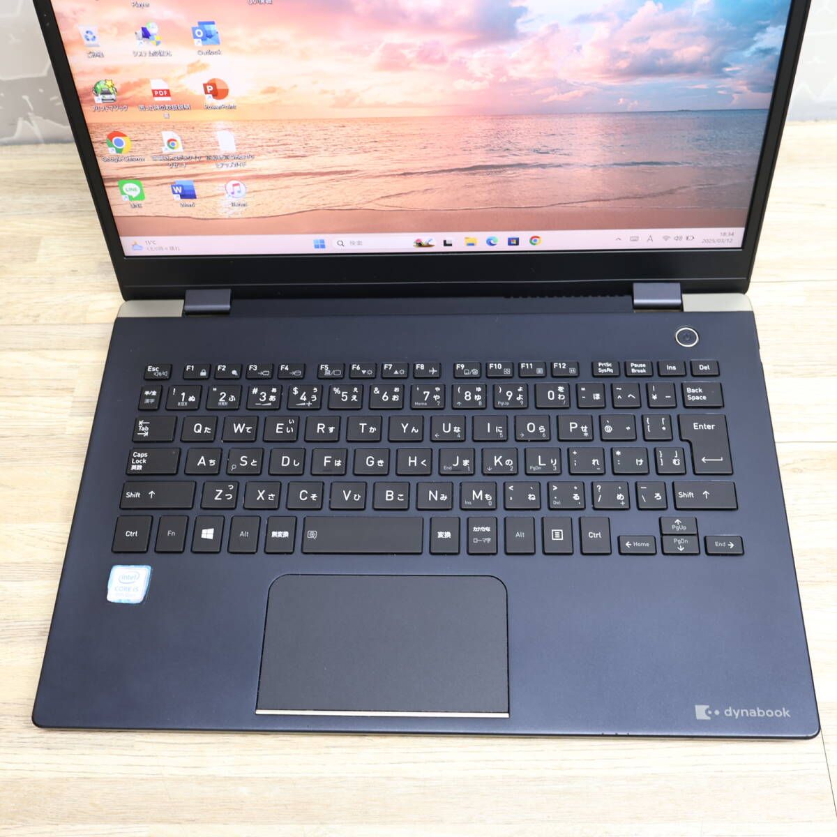 ☆超美品 高性能8世代4コアi5！M.2 NVMeSSD256GB メモリ8GB