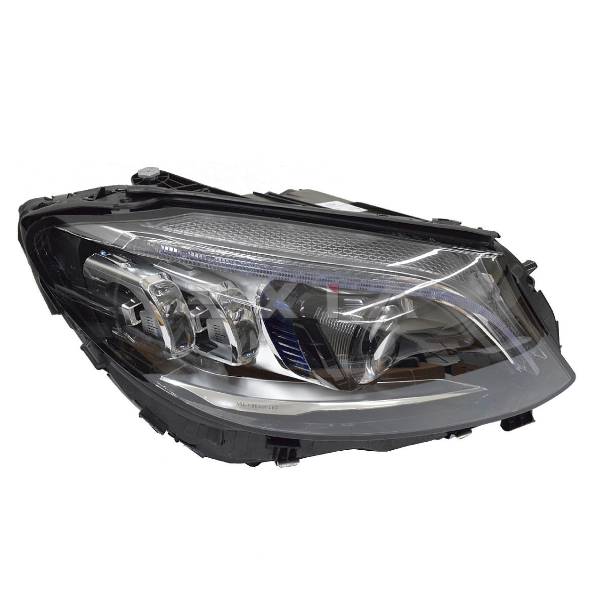 MercedesBenz メルセデスベンツ W205 Cクラス 前期用 後期タイプ LED