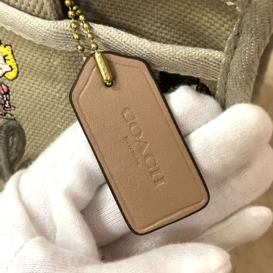 COACH コーチ カーゴトート26 スヌーピー CBH43 ベージュ - メルカリ