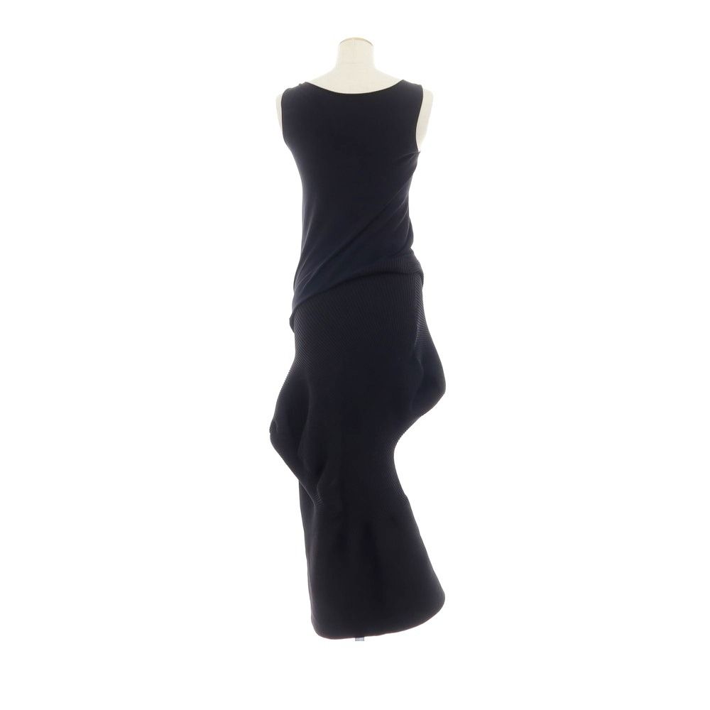 中古】イッセイミヤケ ISSEY MIYAKE 2025年春夏 プリーツ ノースリーブ  