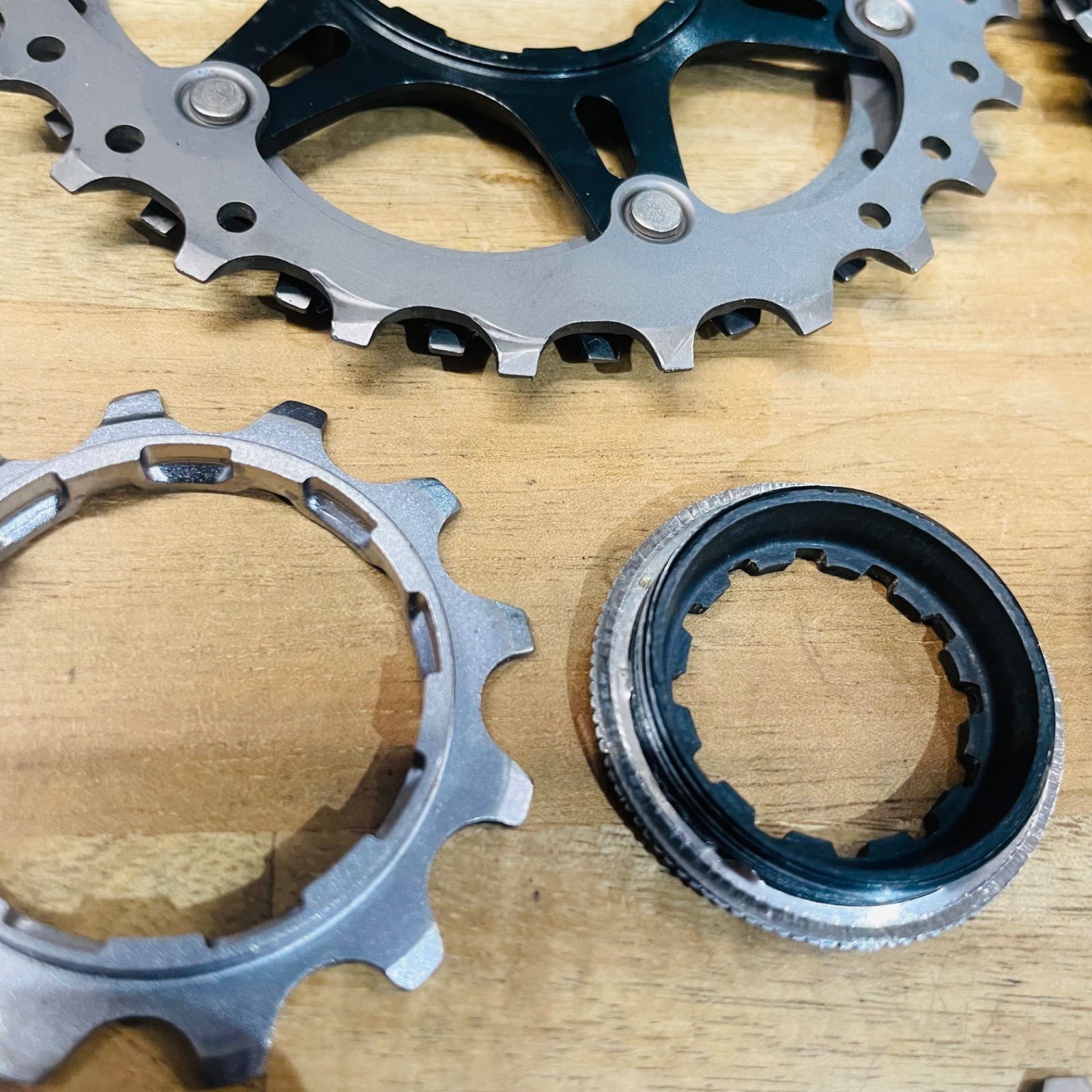 美品　SHIMANO DURA-ACE 11速スプロケット 12-25T DURA-ACE 12-25T 11s CS-9000 カセット スプロケット シマノ