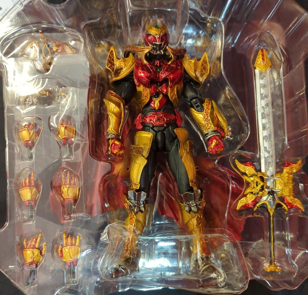 バンダイ S.I.C. 仮面ライダーキバ 仮面ライダーキバエンペラー