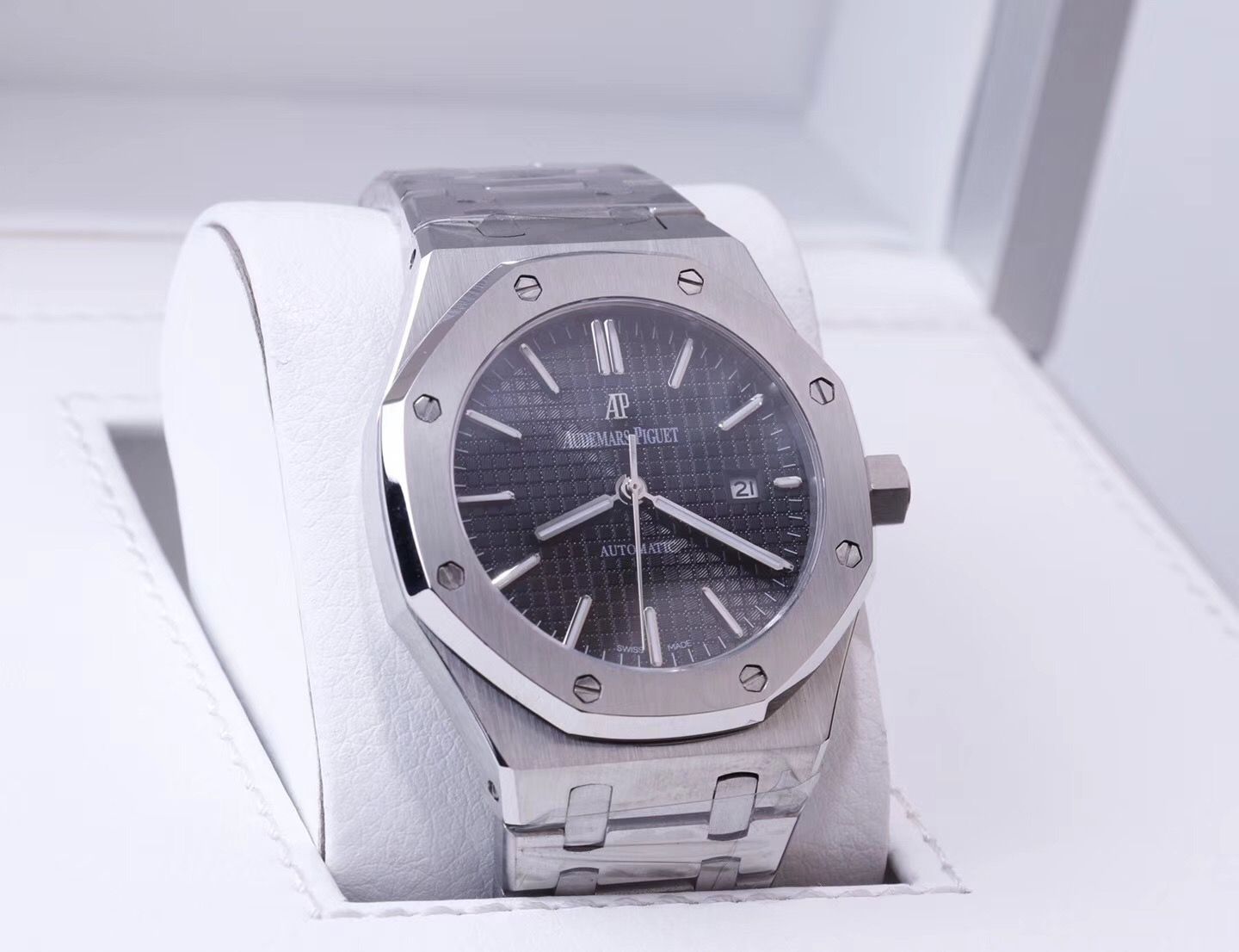 オーデマ?ピゲ ロイヤルオーク ４１ｍｍ 15400ST.OO.1220ST.01