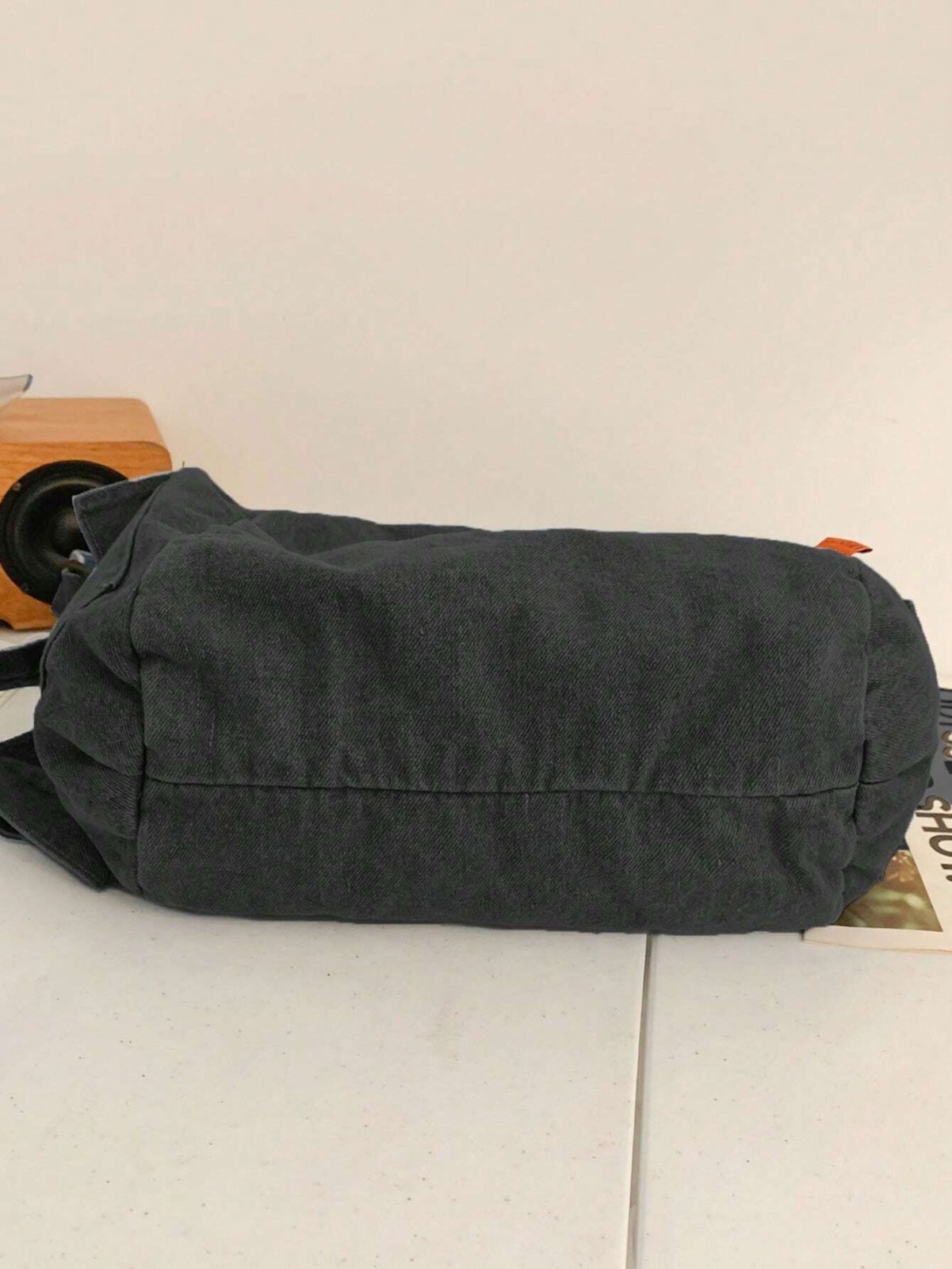 黒 キャンバス メッセンジャーバッグ 正規品・美品】GUCCI キャンバス メッセンジャー 黒 フラップ