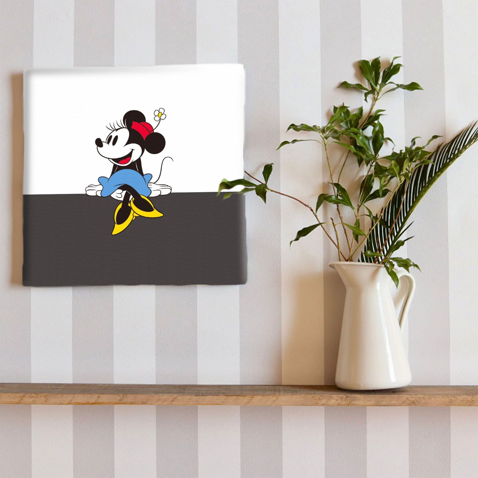 Disney　ミニーマウス アート　絵画 Amazon.co.jp: Open Road Brands ディズニー ミニーマウス