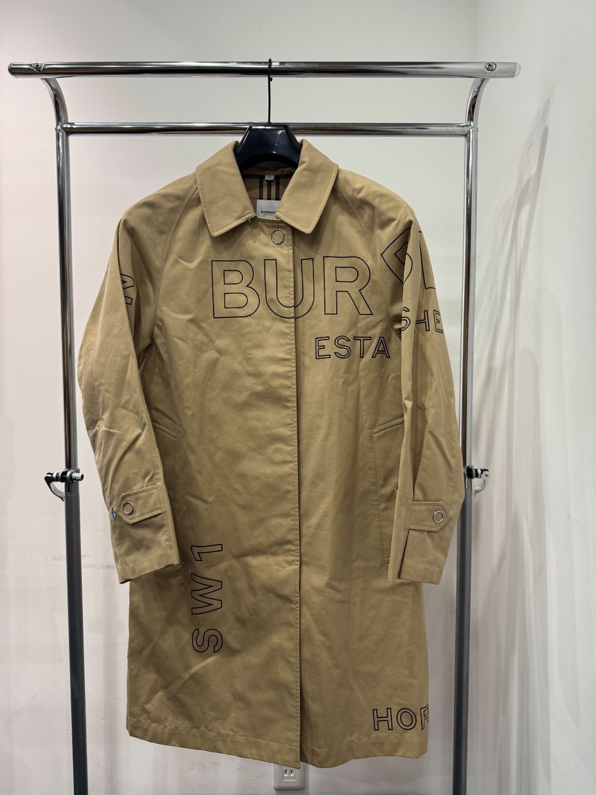 BURBERRY トレンチコート 2 コート D25072387