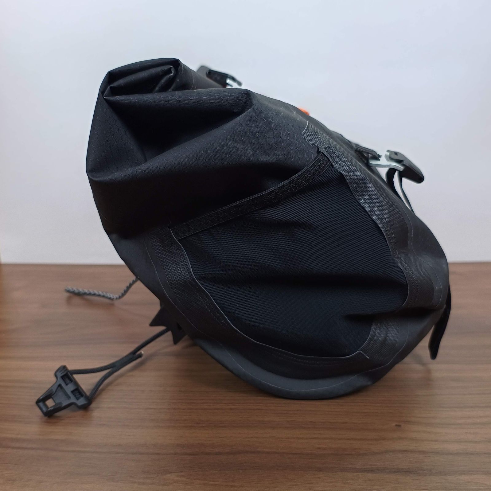 フロントバッグ