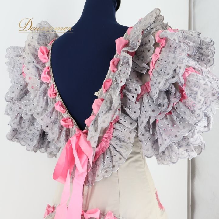 ボランテ フリル