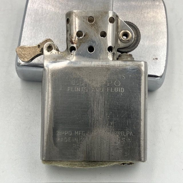 レア 未使用 展示品 Zippo ビンテージ ESSO エッソ君 コレクター保管品 ZIPPO レア ジッポ ライター 1994年製 カナダ製 国旗