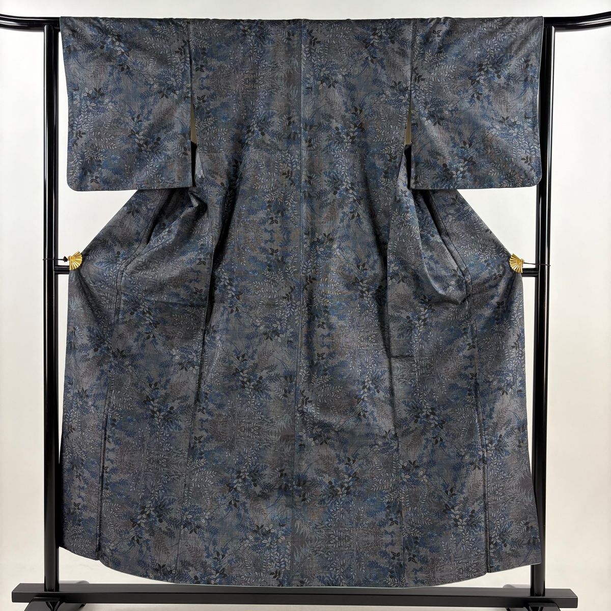 紬 身丈155cm 裄丈63cm S 袷 葉 シルエット 青灰色 正絹 名品