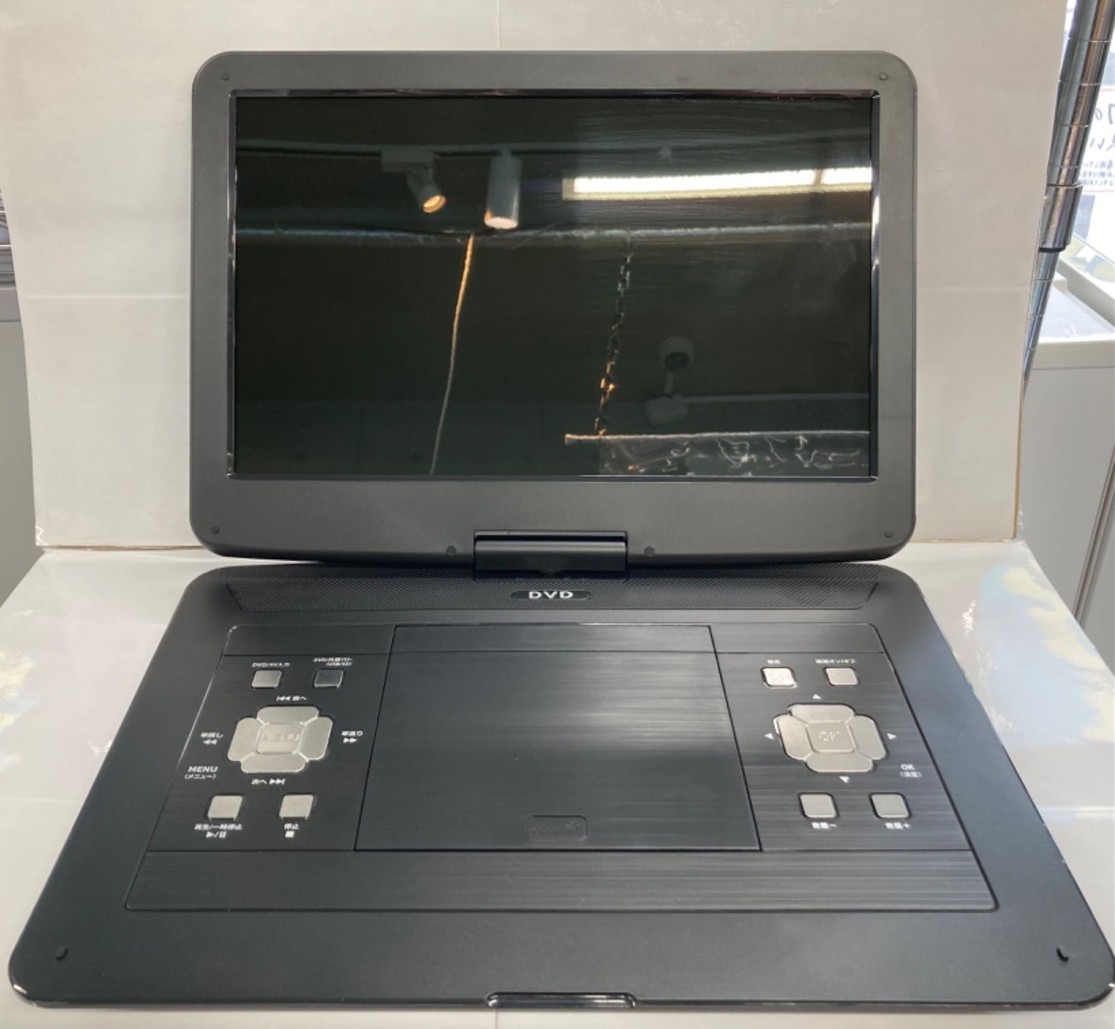 テレビ・映像機器 VERSOS ポータブルDVDプレーヤー 15.4インチ VS-E1540Z