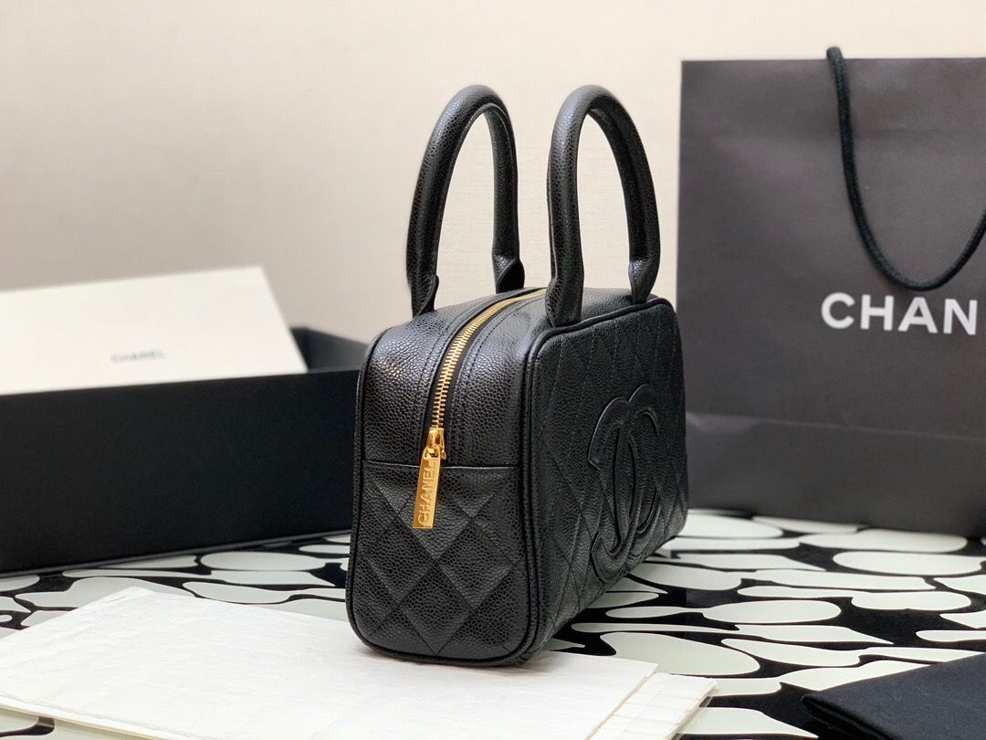 ☆極美品☆CHANELシャネル ショルダーバッグ ハンドバッグクロス