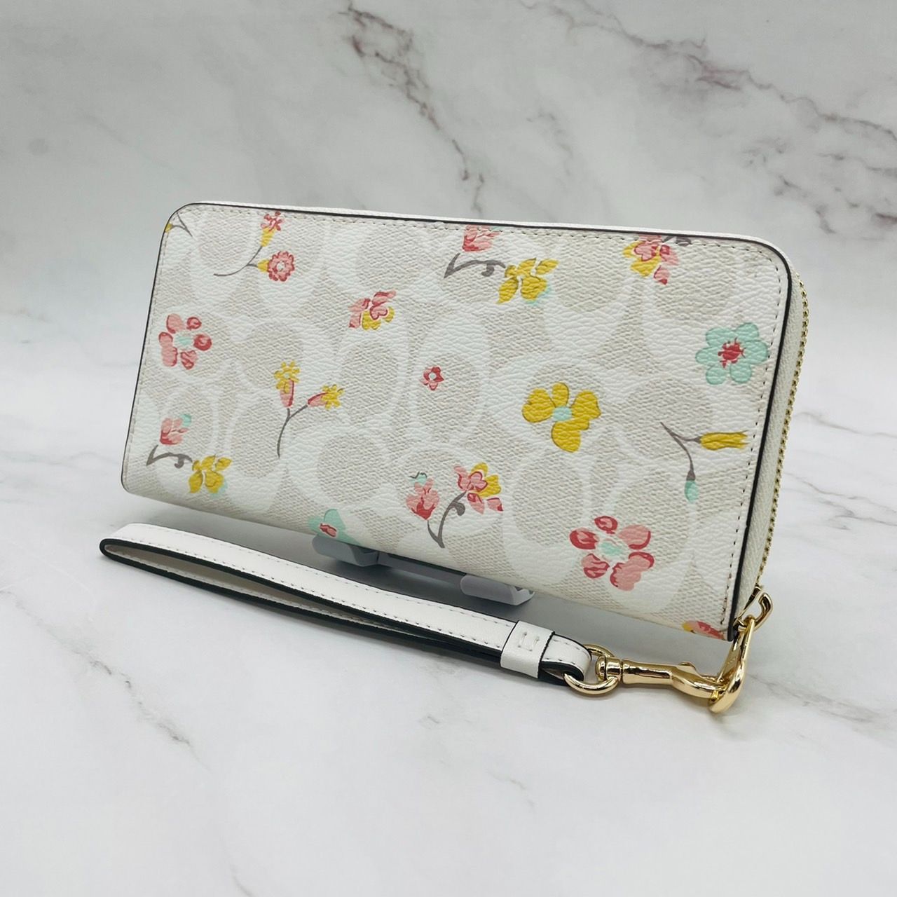 COACH コーチ 長財布 C8695 花柄 ラウンドジップ 新品未使用 COACH