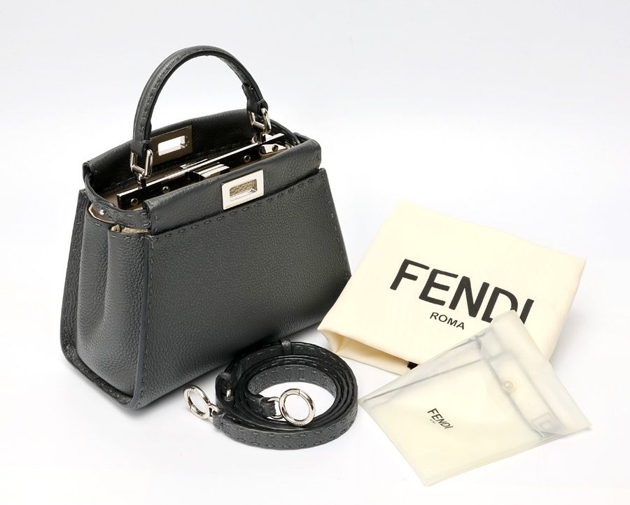 フェンディ / FENDI ピーカブー スモール セレリア 8BN244 Q0J