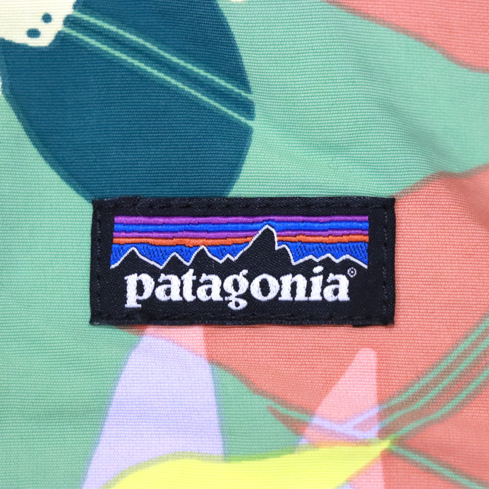 patagonia パタゴニア バギーズジャケット XS ナイロン マルチ