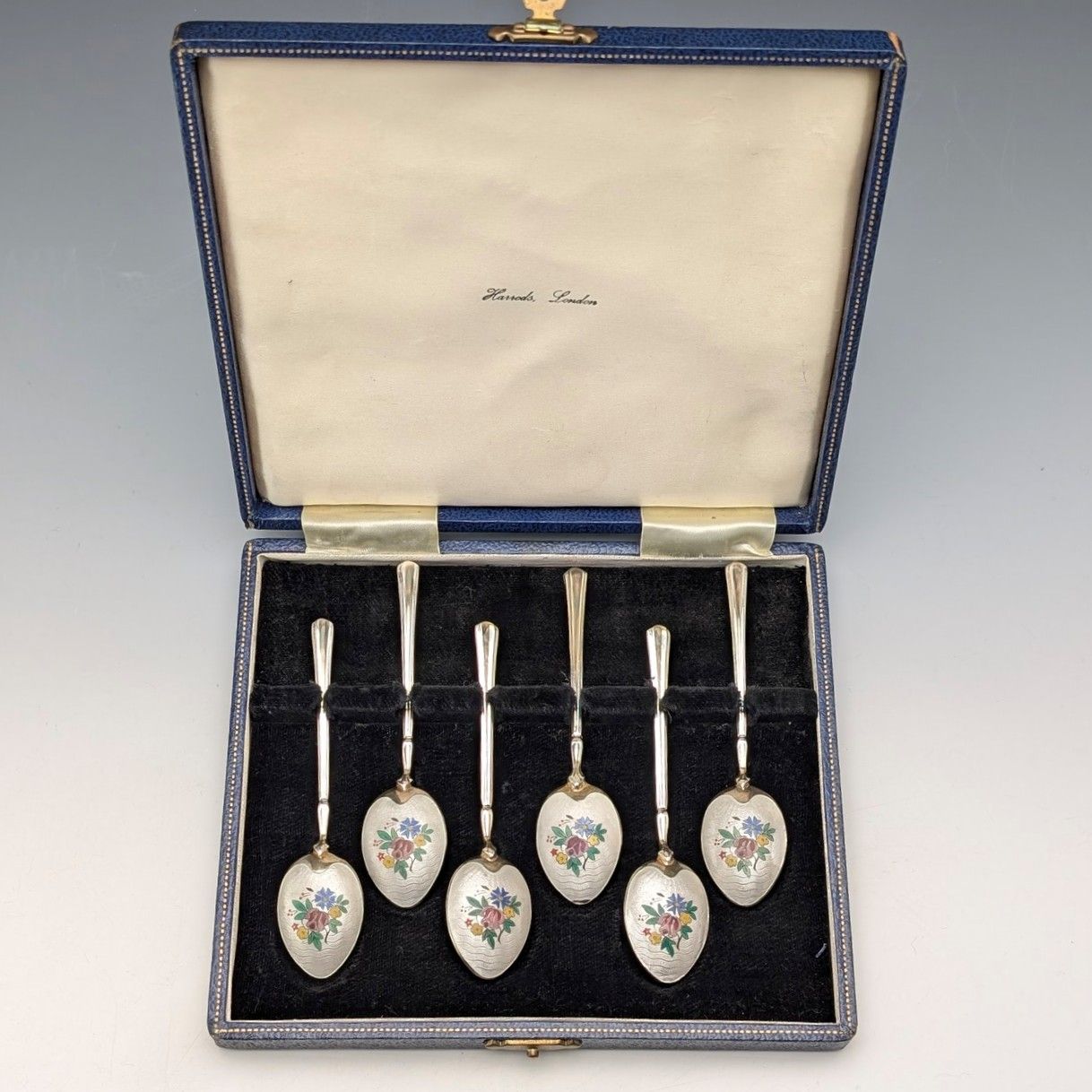 英国銀製品☆カトラリーセット スプーン6本＋サーバースプーン ホール