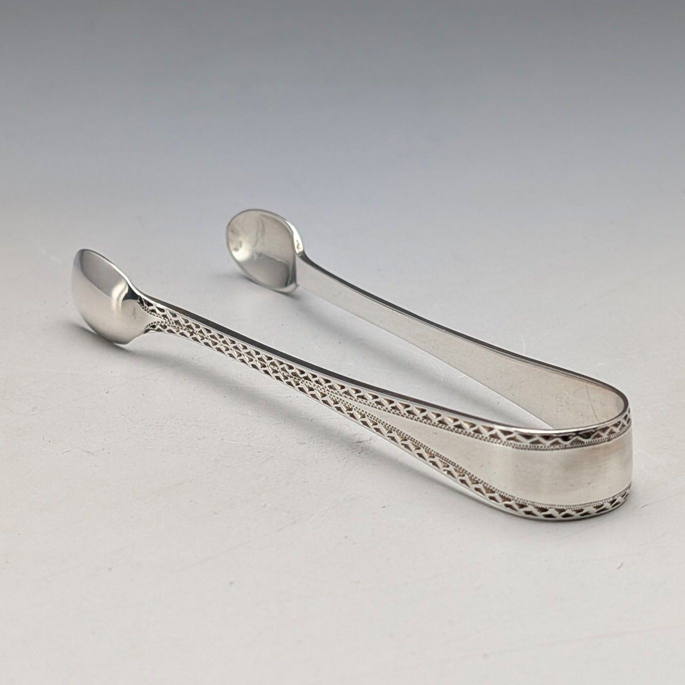 銀製ティースプーンセットアンティーク 1910年 英国アンティーク 純銀製ティースプーン6本＆シュガー