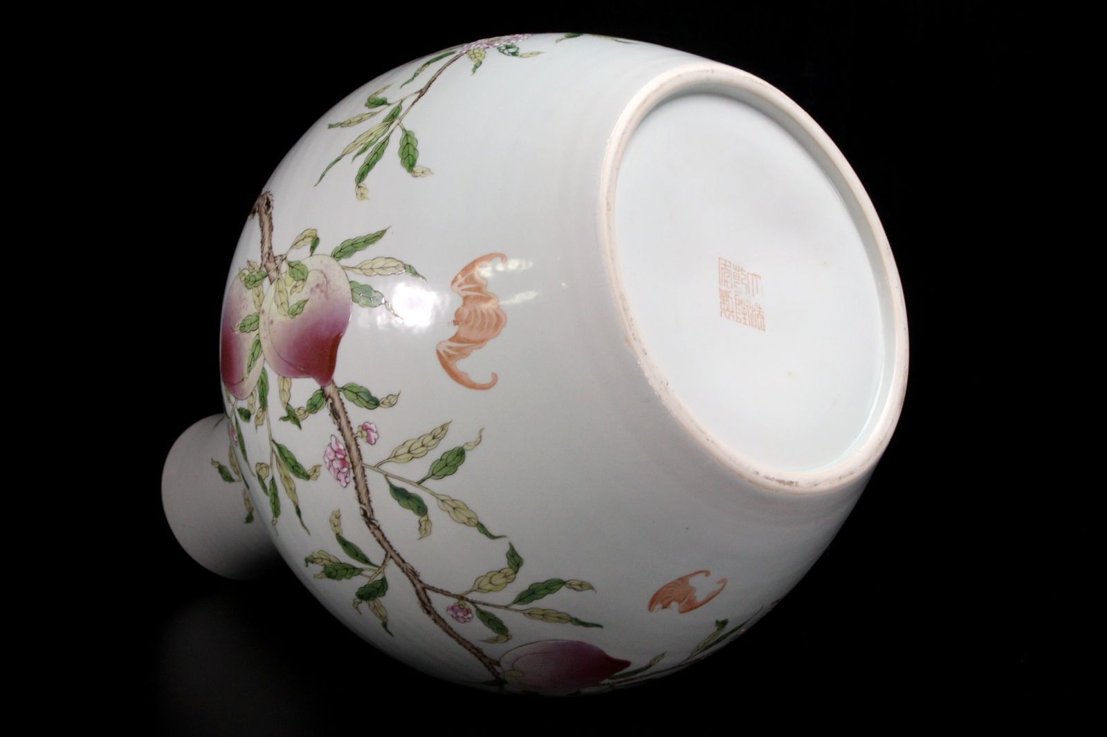 大清乾隆年製 粉彩桃絵天球瓶 特大61cm 唐物 骨董 古美術 楾 A405NHYA