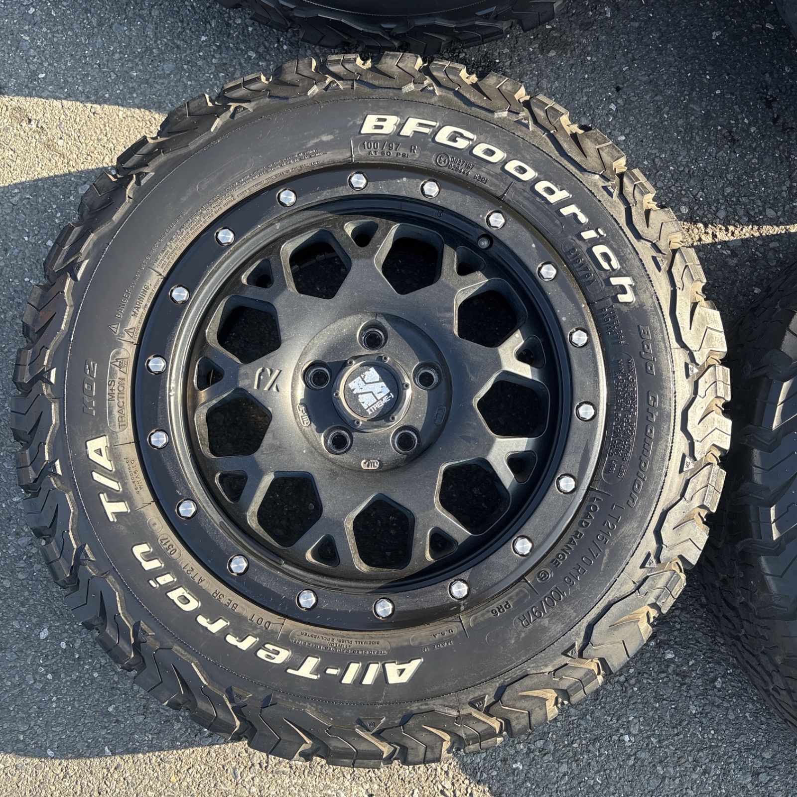 16×7J オールテレーン