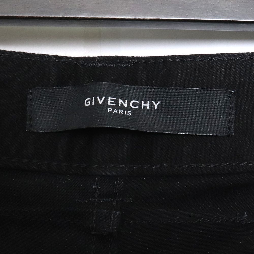 GIVENCHY スキニーデニムパンツ - GRAIZ-UsedBrand Shop - メルカリ