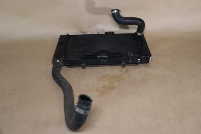 スズキ バンディット250 GJ74A ラジエター S208-57