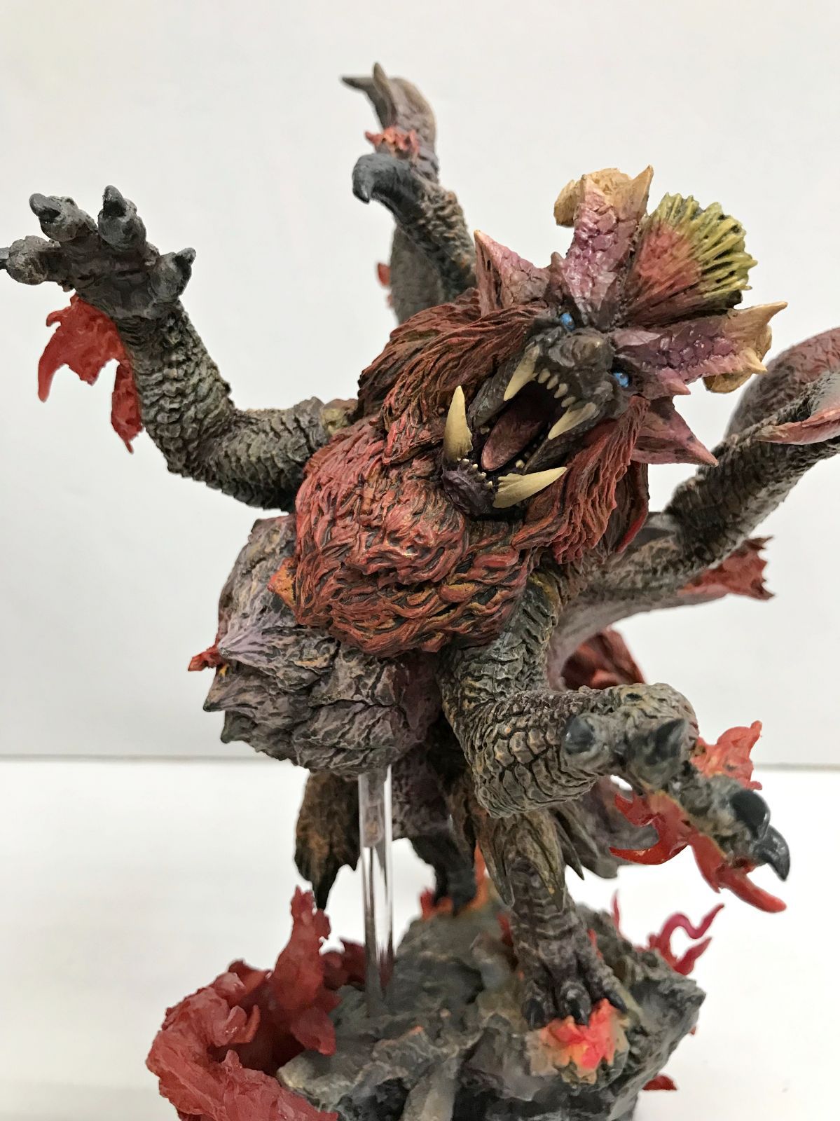 29.【開封】炎王龍 テオ・テスカトル 復刻版 カプコンフィギュア
