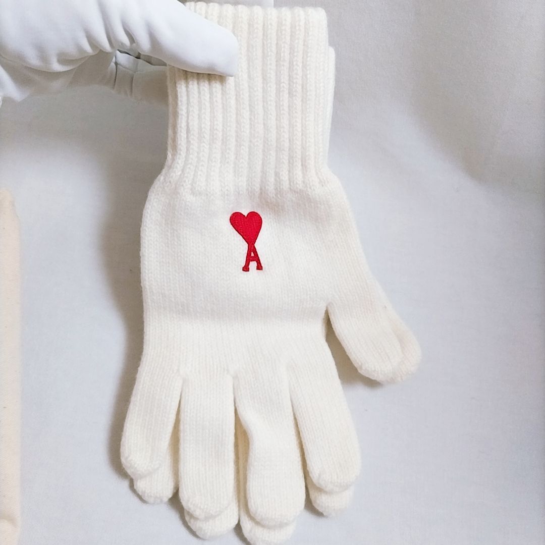 新品未使用】AMI PARIS AMI DE COEUR グローブ 手袋 アミ オフホワイト